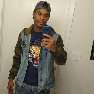 Meet your Posher, Warren